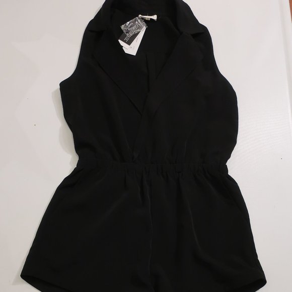 NWT Womens Sugar + Lips Black Surplice Romper M* - Picture 1 of 8